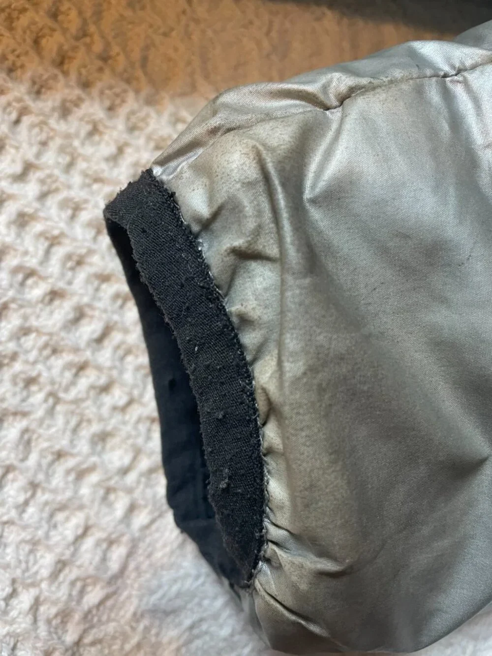 GAP shiny silver